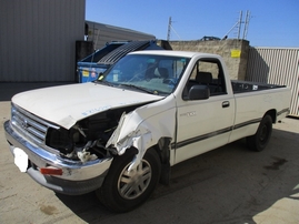 1994 TOYOTA T100 DX WHITE STD CAB 3.0L AT 2WD Z16287